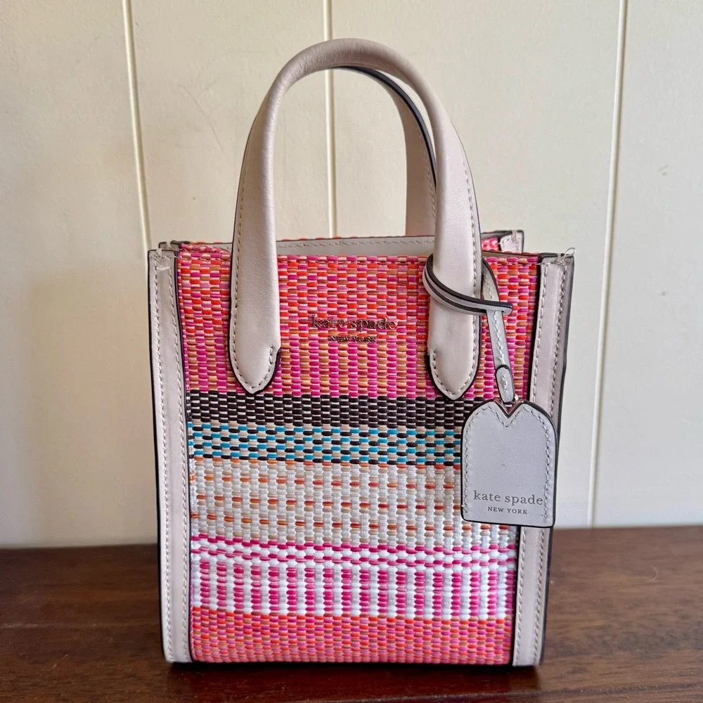 Kate Spade New York Manhattan Mini Woven Tote EUC